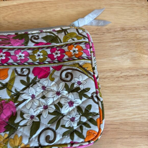 Vera Bradley Gray Tablet Case - Picture 3 of 4